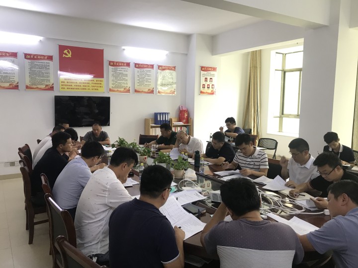 水電集團黨委書記、董事長王東陽、副總經理劉德鈞一行赴田間工程建管部檢查指導